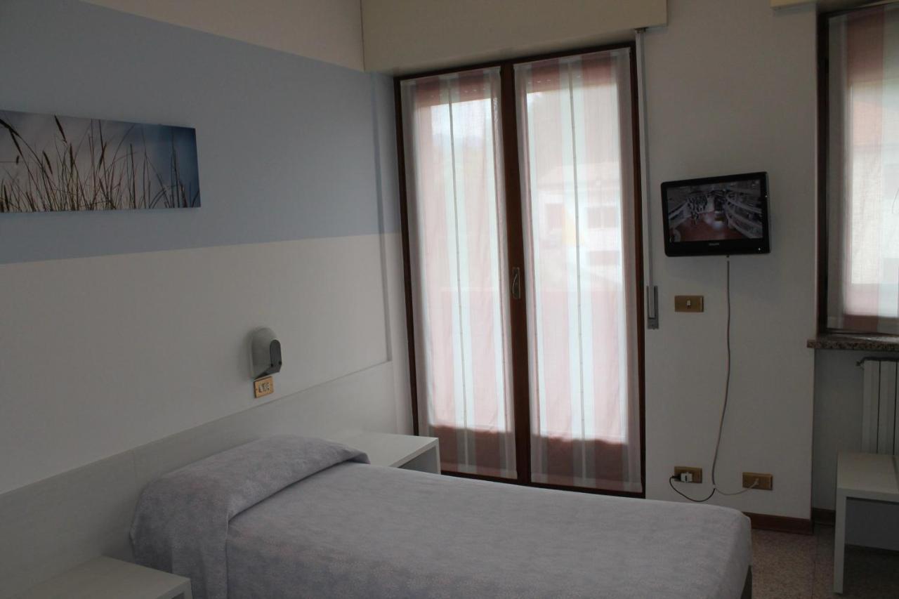 Hotel O'Scugnizzo 2 Belluno Exterior foto