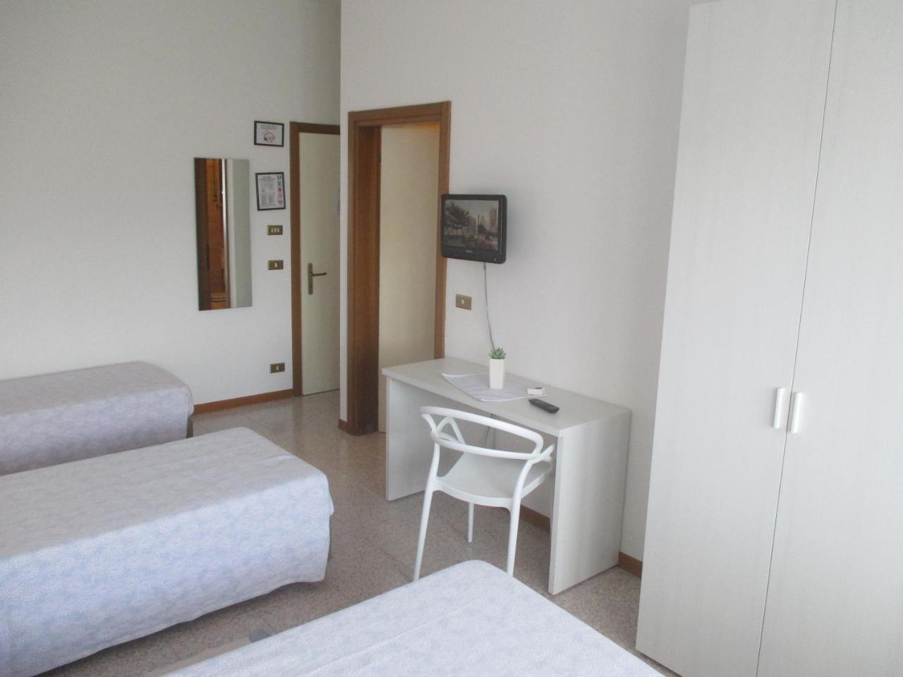 Hotel O'Scugnizzo 2 Belluno Exterior foto