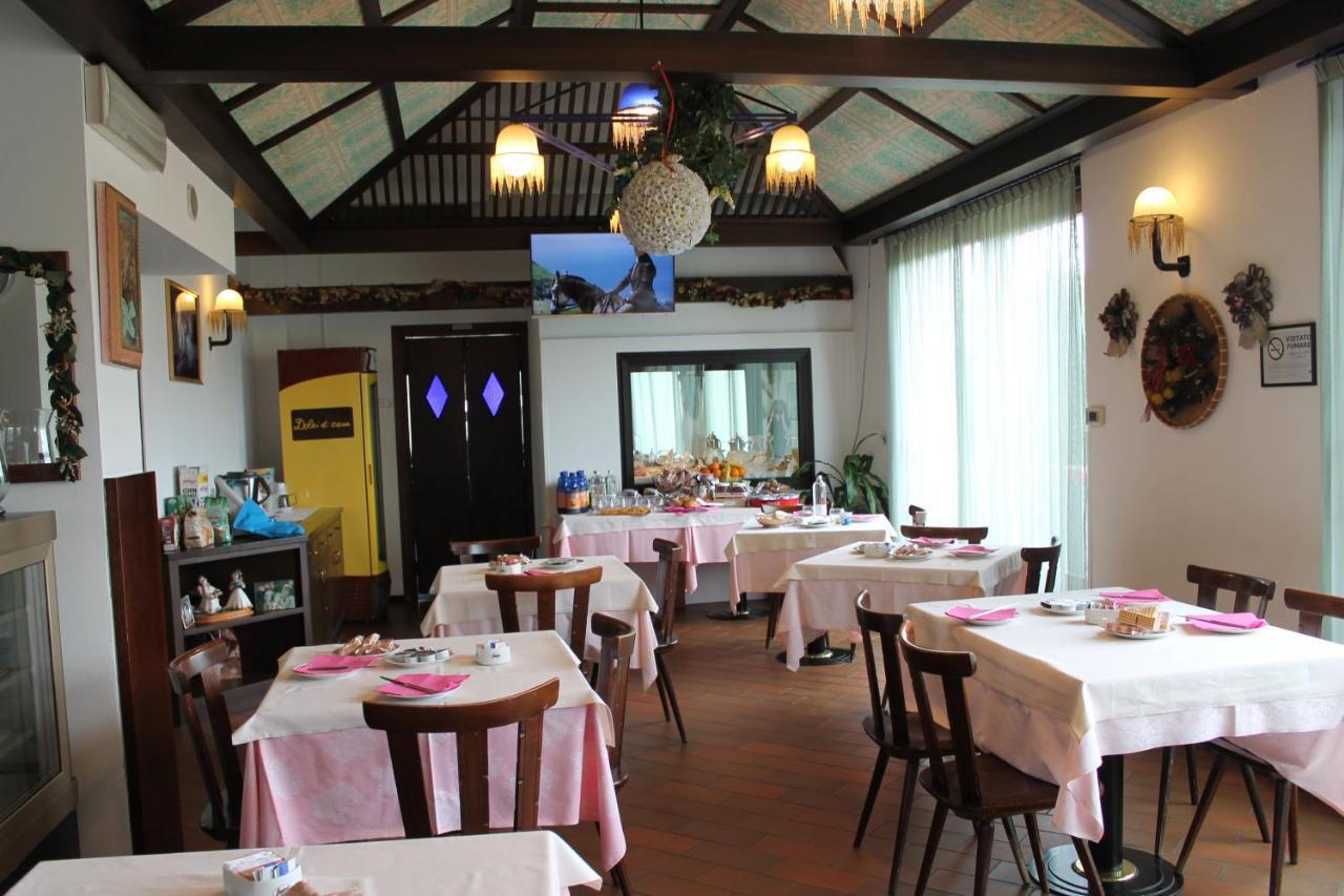 Hotel O'Scugnizzo 2 Belluno Exterior foto